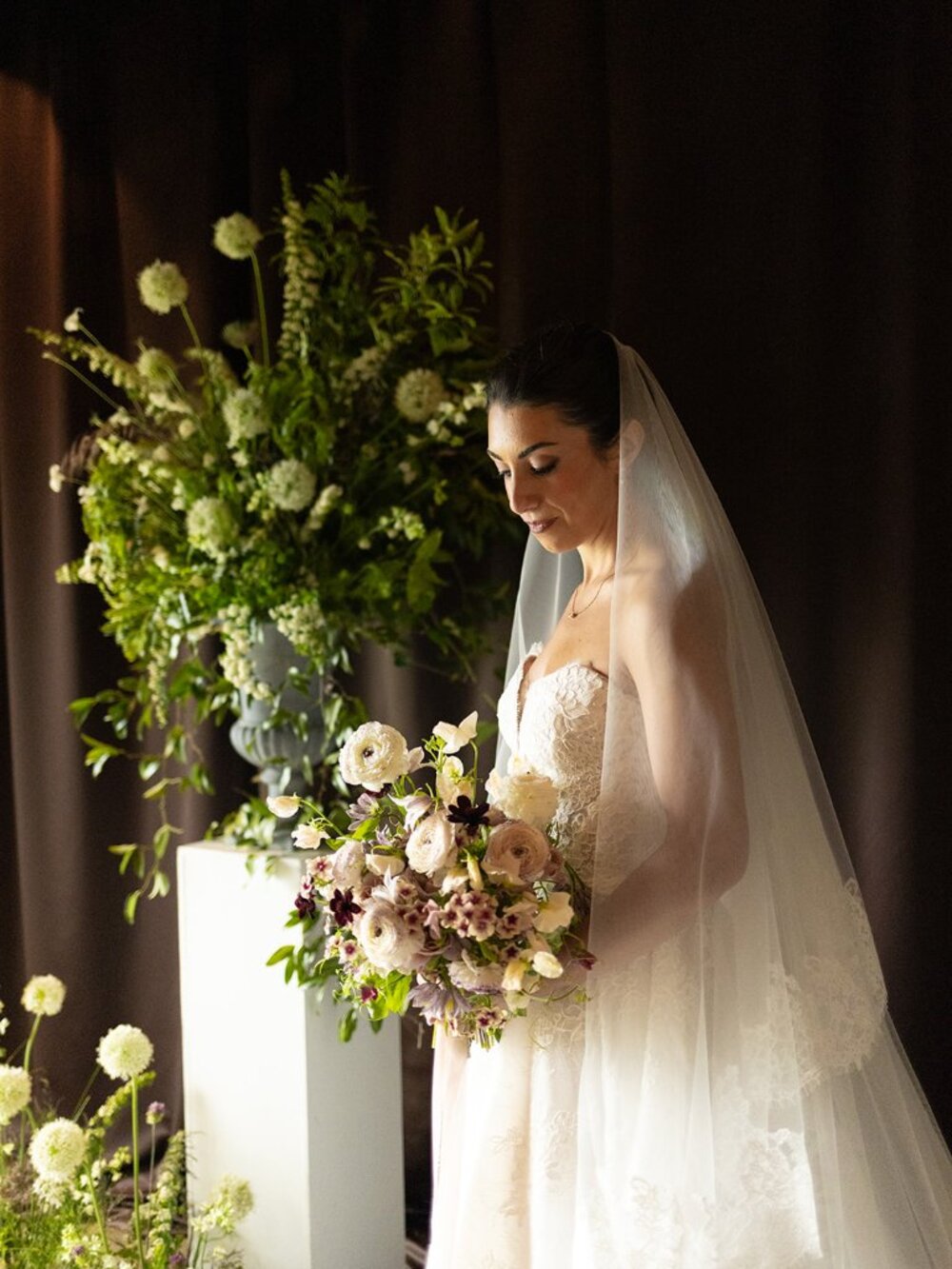 Two-tier Cathedral lace Wedding Veil | Light Ivory | 30"/108" - Picture 2 of 4